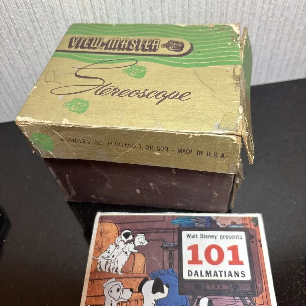 View Master Stereoscope Lot w Storage Box 4 Reels 1950s Vintage Bakelite Sawyers